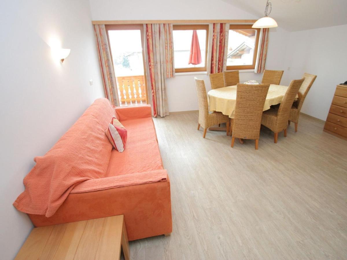 Spacious Holiday Flat Close To The Ski Area Uderns Esterno foto