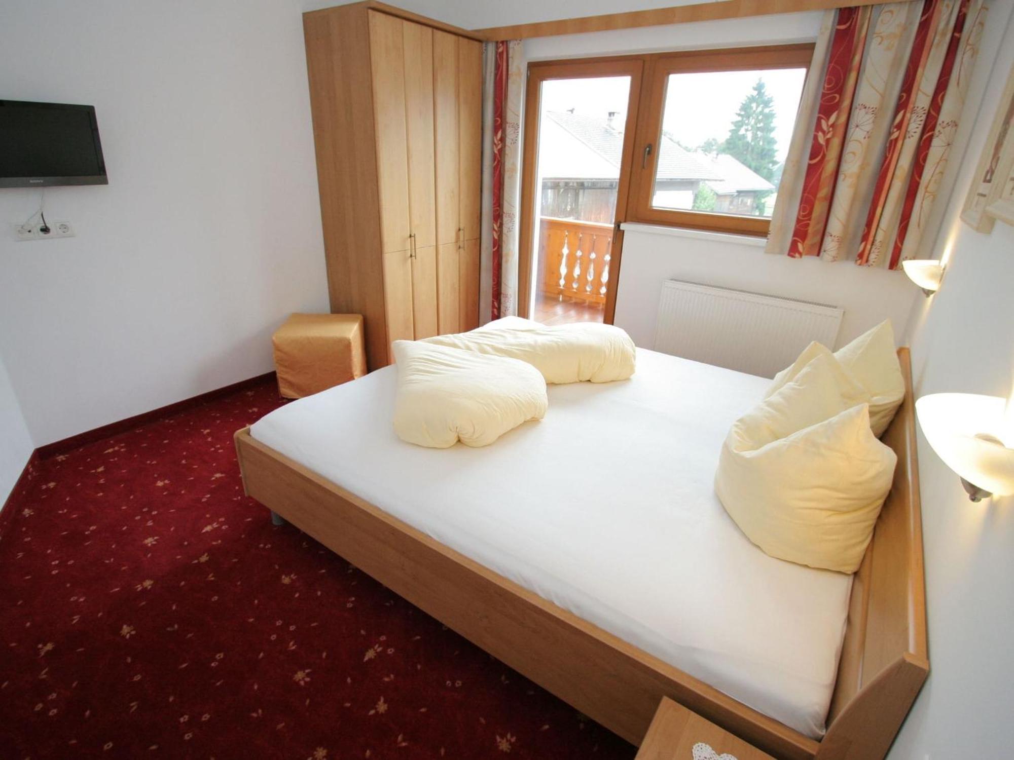 Spacious Holiday Flat Close To The Ski Area Uderns Esterno foto