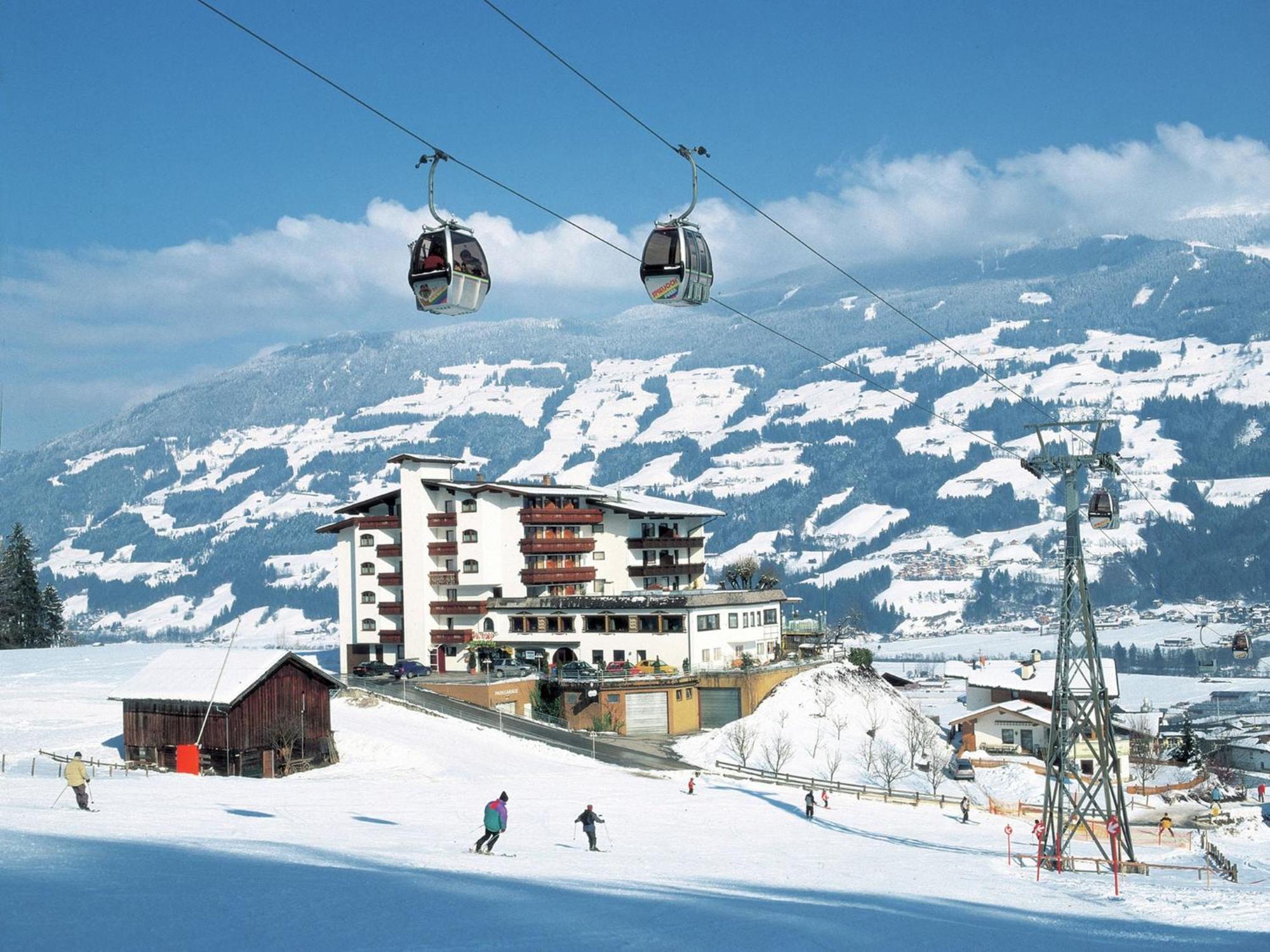 Spacious Holiday Flat Close To The Ski Area Uderns Esterno foto
